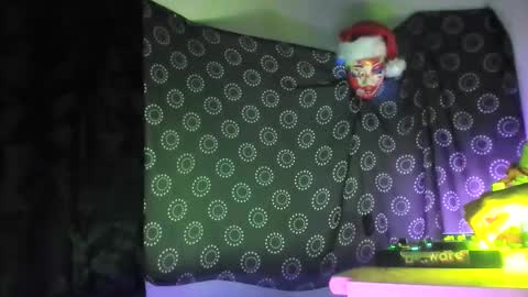 Snapshot of guyst049 chatting on 12/20/25, 03:46 guyst049 online show from 12/20/25, 03:46