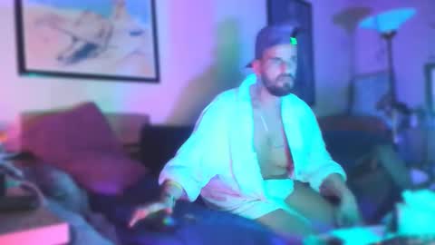 Snapshot of guyst_049 chatting on 03/05/26, 05:14 GuyST049 online show from 03/05/26, 05:14