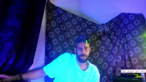 Snapshot of guyst_049 chatting on 03/21/26, 11:08 GuyST049 online show from 03/21/26, 11:08