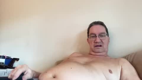 gwashere4u online show from 12/30/24, 05:23