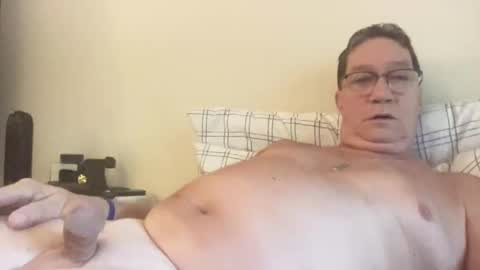 gwashere4u online show from 10/12/25, 01:43