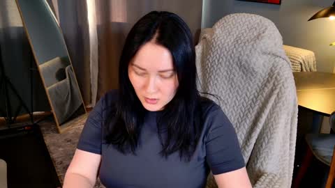 Snapshot of gwen_lady chatting on 04/09/26, 04:12 Sweety Kitty online show from 04/09/26, 04:12