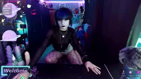 Snapshot of gwengraham chatting on 01/12/26, 04:12 Gwen Graham online show from 01/12/26, 04:12