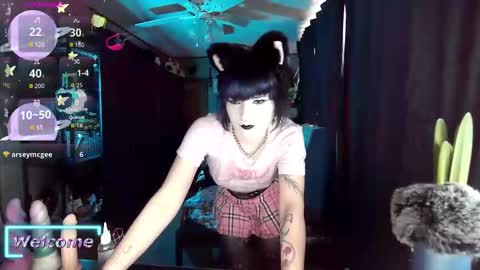 Snapshot of gwengraham chatting on 01/14/26, 04:23 Gwen Graham online show from 01/14/26, 04:23