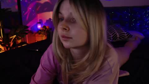 gwenhilton online show from 01/08/25, 08:27