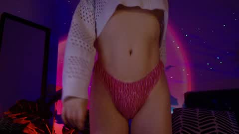 gwenhilton online show from 01/24/25, 05:42