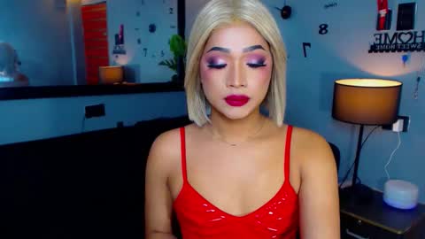 Snapshot of gwenngoddess chatting on 11/08/25, 08:36 Call me Miss Gwen online show from 11/08/25, 08:36