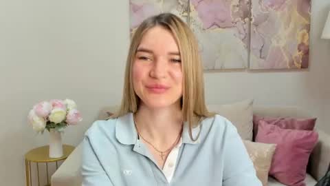 Snapshot of gwensmitt chatting on 06/10/26, 10:08 gwensmitt online show from 06/10/26, 10:08