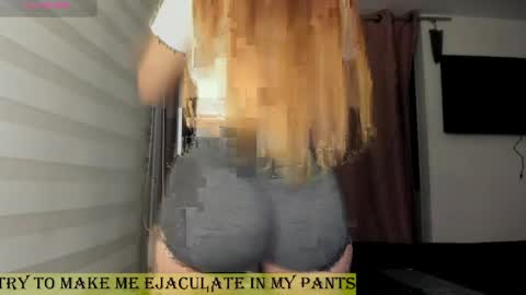 Snapshot of gwyneth_paltrow chatting on 04/10/26, 03:34 online show from 04/10/26, 03:34