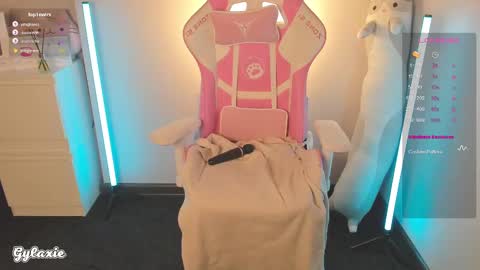   online show from 03/08/25, 09:39