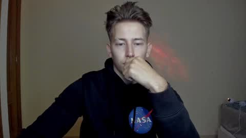 Snapshot of gym_alpha chatting on 02/04/25, 12:00 Oliver online show from 02/04/25, 12:00