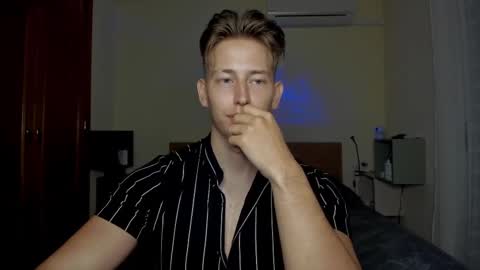 Snapshot of gym_alpha chatting on 02/16/25, 07:49 Oliver online show from 02/16/25, 07:49