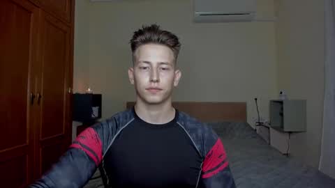 Snapshot of gym_alpha chatting on 03/04/25, 09:00 Oliver online show from 03/04/25, 09:00