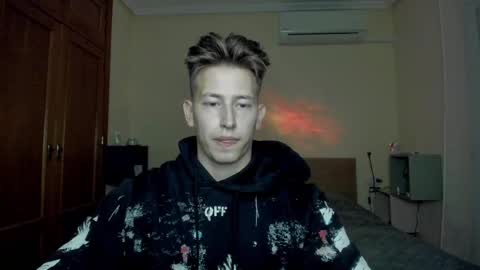 Snapshot of gym_alpha chatting on 03/09/25, 07:59 Oliver online show from 03/09/25, 07:59