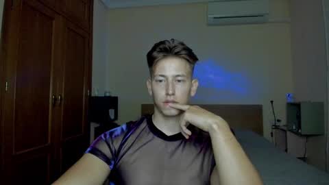 Snapshot of gym_alpha chatting on 03/10/25, 09:51 Oliver online show from 03/10/25, 09:51