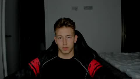 Snapshot of gym_alpha chatting on 04/10/26, 08:24 Oliver online show from 04/10/26, 08:24