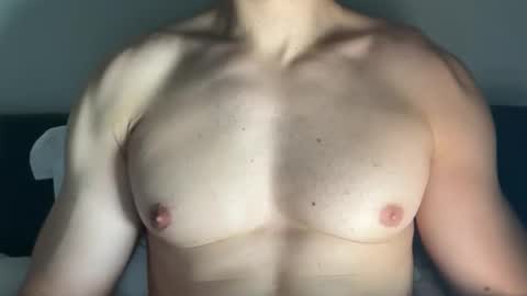 Snapshot of gymboydream chatting on 04/22/26, 02:18 GymBoyDream online show from 04/22/26, 02:18