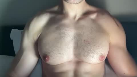 Snapshot of gymboydream chatting on 05/19/26, 02:56 GymBoyDream online show from 05/19/26, 02:56