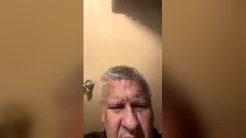 Snapshot of gymrat1123 chatting on 04/22/26, 01:52 gymrat1123 online show from 04/22/26, 01:52