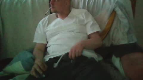 Snapshot of h0mi4u chatting on 04/25/26, 04:04 h0mi4u online show from 04/25/26, 04:04