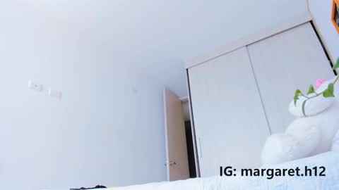 Snapshot of h0ney__p0t chatting on 11/08/25, 05:12 Margareth Stallion online show from 11/08/25, 05:12