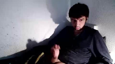 Snapshot of h1dden_reality chatting on 03/29/26, 07:52 h1dden_reality online show from 03/29/26, 07:52