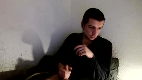 Snapshot of h1dden_reality chatting on 04/21/26, 07:06 h1dden_reality online show from 04/21/26, 07:06