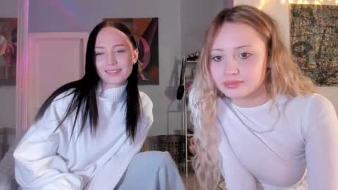 Ashleyblonde Ellies brunnette online show from 12/16/25, 11:54