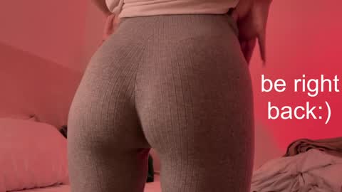 Lana online show from 01/04/25, 11:27