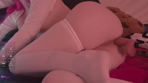 Snapshot of h2h0e chatting on 03/12/26, 05:41 Lana online show from 03/12/26, 05:41