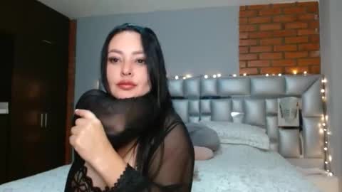 h_a_n_n_n_a online show from 01/07/26, 12:46