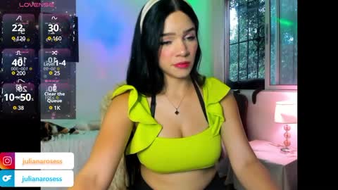 Snapshot of haalley chatting on 02/21/25, 10:59 Juliana online show from 02/21/25, 10:59