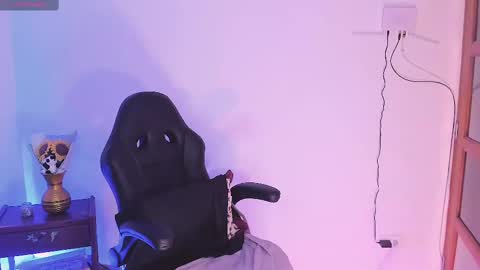 Snapshot of haanna_thompsoon chatting on 12/10/24, 09:00 haanna_thompsoon online show from 12/10/24, 09:00