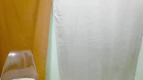 Snapshot of habalera69xxx chatting on 10/06/25, 11:35 habalera69xxx online show from 10/06/25, 11:35