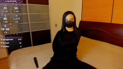 Snapshot of habibi_moon chatting on 01/17/25, 06:36 Linda online show from 01/17/25, 06:36