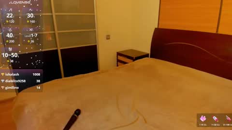 Snapshot of habibi_moon chatting on 02/09/25, 07:16 Linda online show from 02/09/25, 07:16