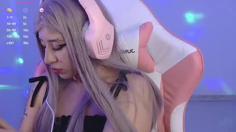 Snapshot of hachiko_love chatting on 10/29/25, 03:31 Hachiko online show from 10/29/25, 03:31