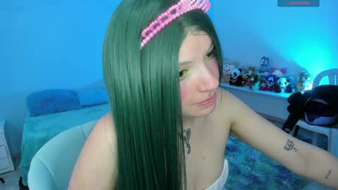 Snapshot of hadde01 chatting on 04/01/26, 01:41 Hadde online show from 04/01/26, 01:41