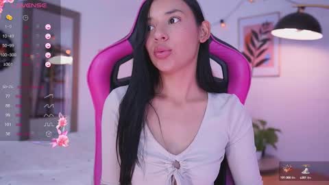 Snapshot of hade_collinss chatting on 01/13/25, 09:20 Hade online show from 01/13/25, 09:20