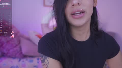 Snapshot of hade_collinss chatting on 01/16/25, 08:36 Hade online show from 01/16/25, 08:36