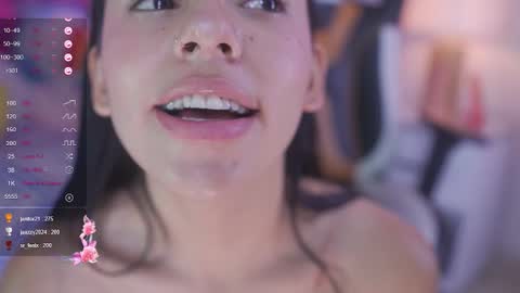 Snapshot of hade_collinss chatting on 01/17/25, 11:40 Hade online show from 01/17/25, 11:40