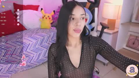 Snapshot of hade_collinss chatting on 02/28/25, 07:35 Hade online show from 02/28/25, 07:35