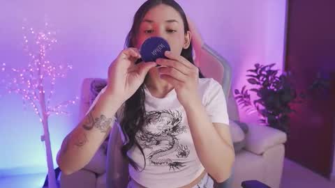 Snapshot of hade_collinss chatting on 09/25/25, 06:11 Hade online show from 09/25/25, 06:11