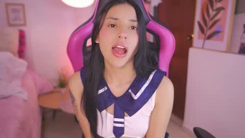 Snapshot of hade_collinss chatting on 10/23/25, 06:39 Hade online show from 10/23/25, 06:39