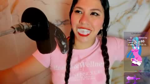 Snapshot of hade_cute2 chatting on 05/04/26, 03:19 hade_cute2 online show from 05/04/26, 03:19