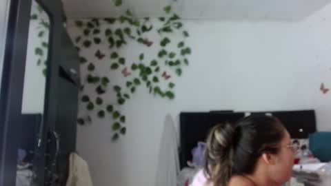 hader_wild21 online show from 01/24/25, 09:15