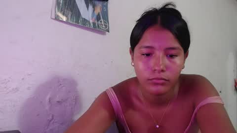 hadesmit1 online show from 04/18/26, 07:07