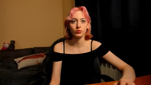 Snapshot of hadley_mills chatting on 02/06/26, 01:58 hadley online show from 02/06/26, 01:58