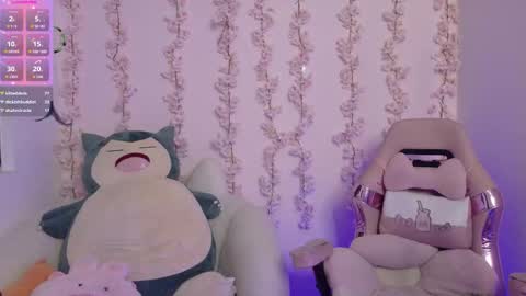 Snapshot of haelycute chatting on 03/08/26, 02:37 Haely online show from 03/08/26, 02:37