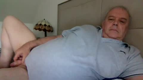 Snapshot of haggisstop chatting on 07/19/26, 06:44 haggisstop online show from 07/19/26, 06:44
